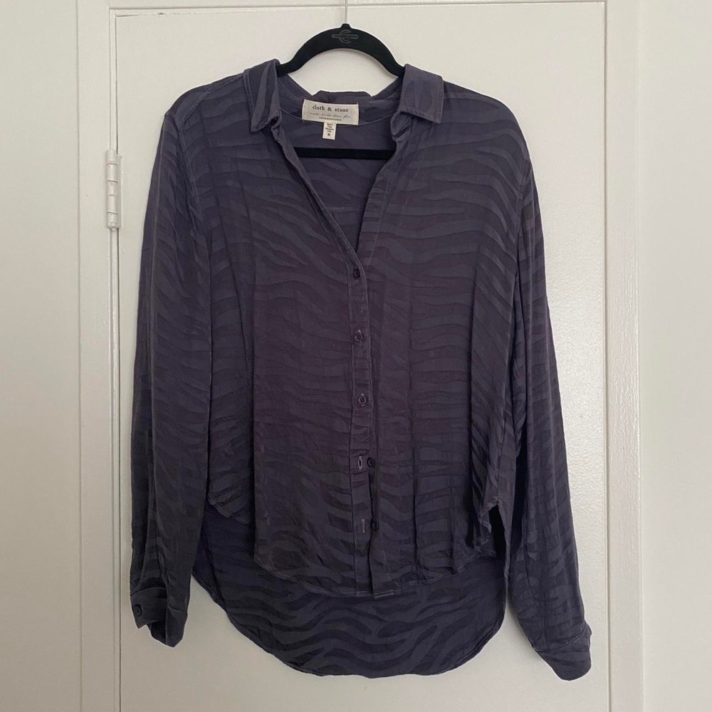 Anthropologie Cloth & Stone silky navy button